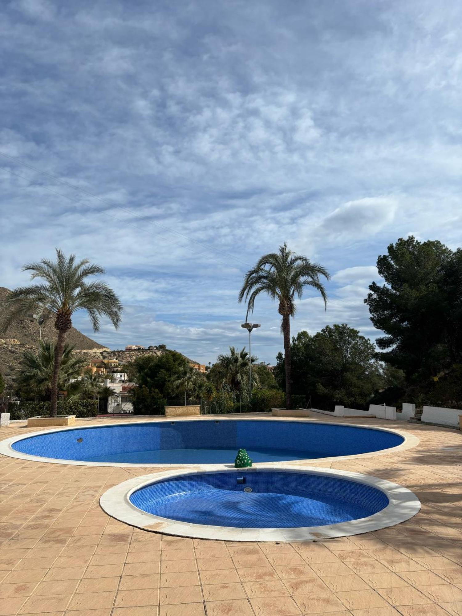 Casita En Urb Jupiter Con Vistas Al Mar Y Montana Casaturis C107 El Campello
